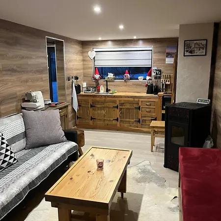 Vikendovy Dom Pod Sidorovom Feriehus Ruzomberok